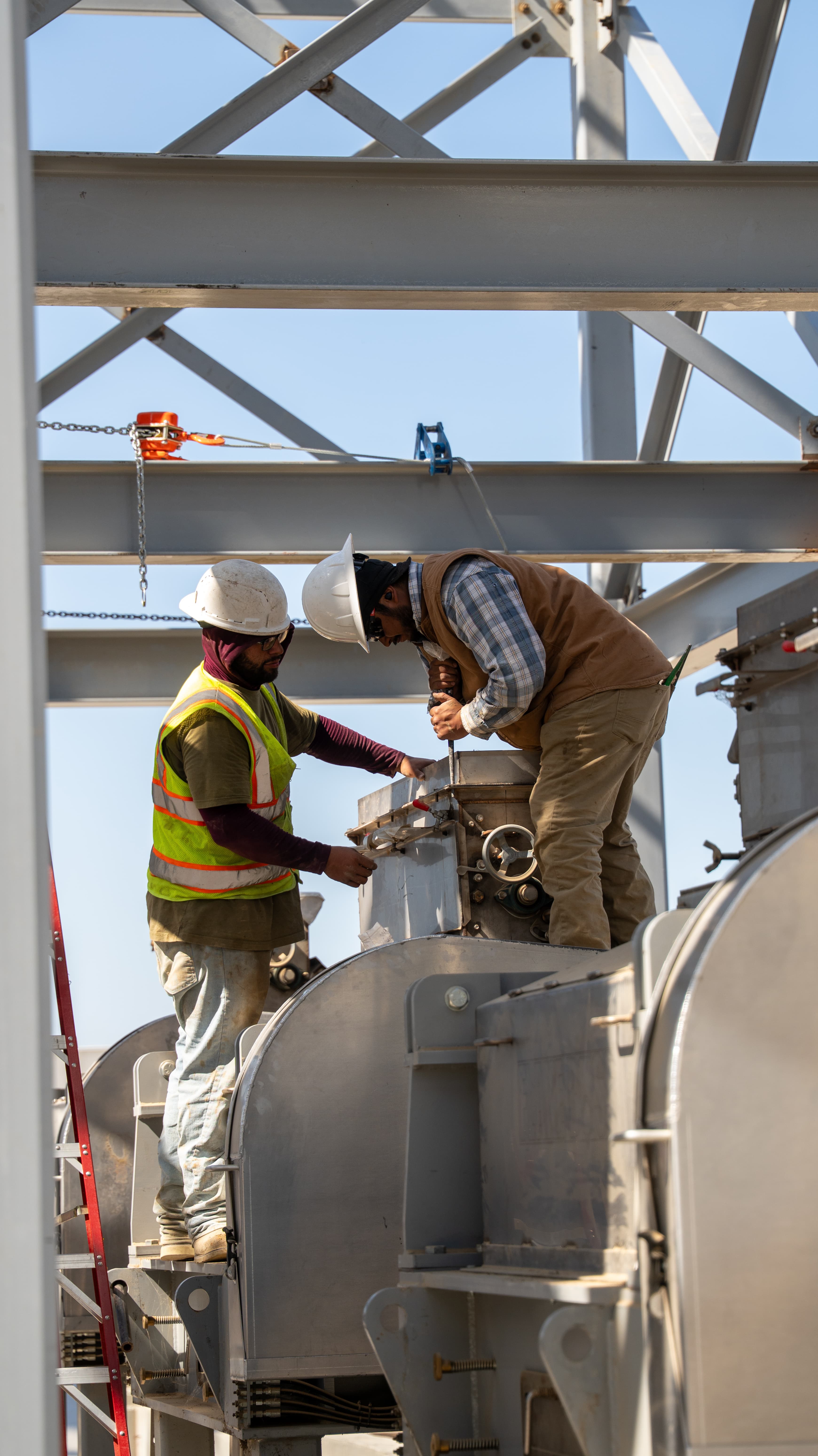 California Feed Yard Flaker and Steam Chest Installation — image 21 of 23